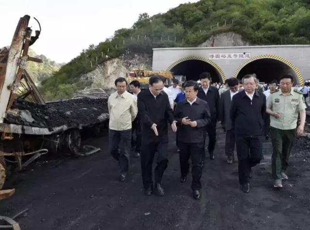 破玻器,破窗器,南冠破玻器,南冠,自动破玻装置 破玻器,破窗器,南冠破玻器,南冠,自动破玻装置