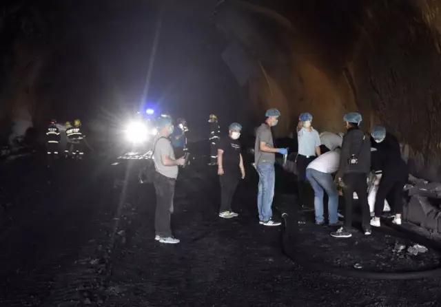 破玻器,破窗器,南冠破玻器,南冠,自动破玻装置 破玻器,破窗器,南冠破玻器,南冠,自动破玻装置