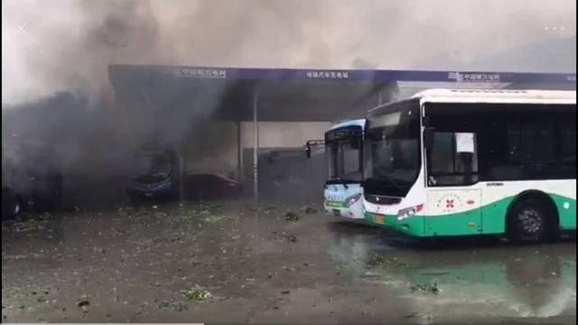 客车自动破窗装置,遥控自动破玻器,破窗器,南冠破玻器